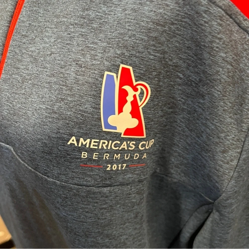 Vineyard Vines Blue and Red Half-Zip Hooded Pullover Large‎